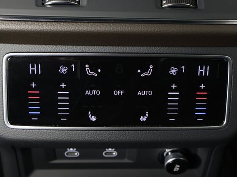 Used 2023 Audi A6 3.0T Prestige w/ Prestige Package image 60