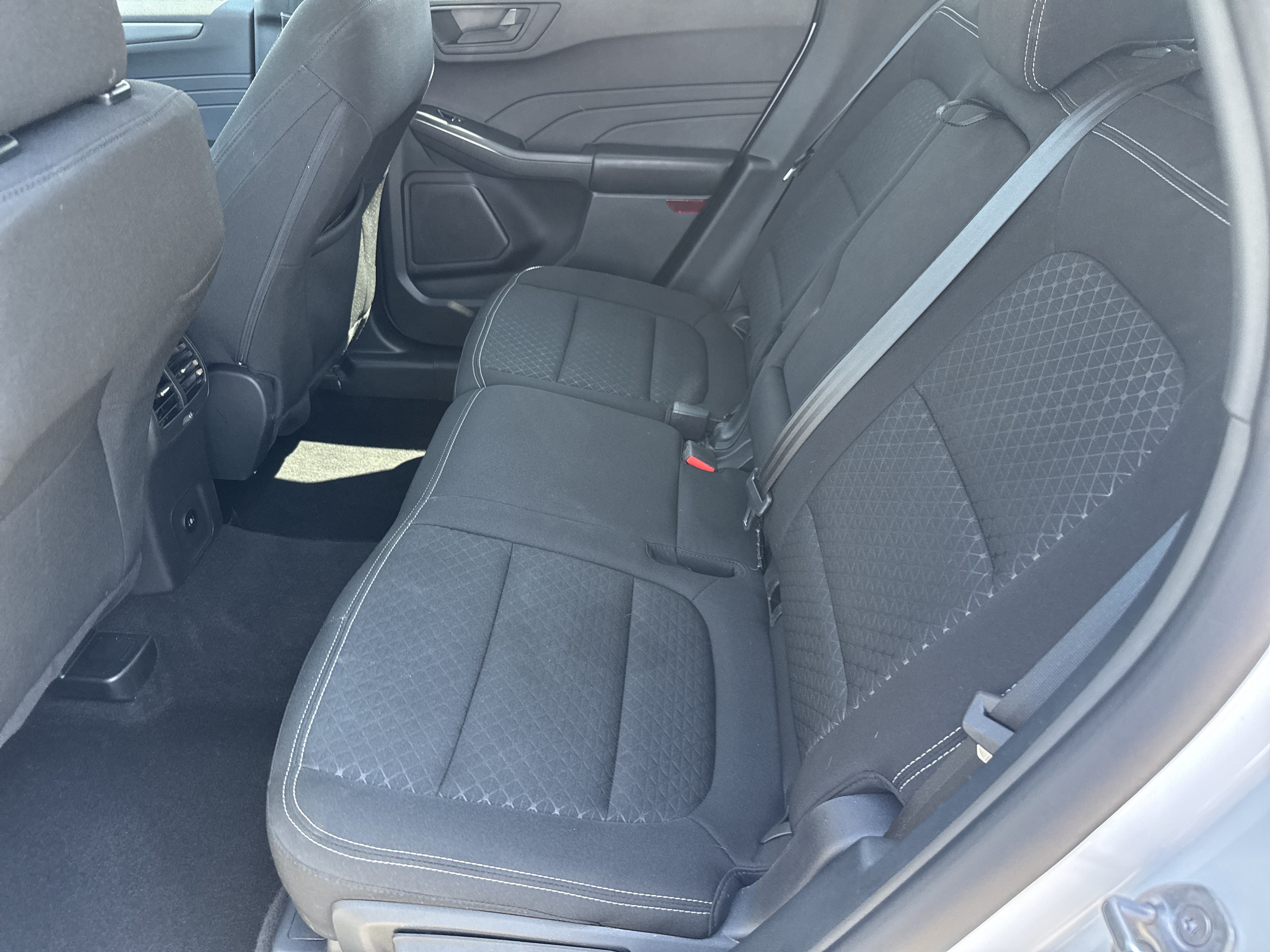 Used 2025 Ford Escape Active AWD/4WD image 6