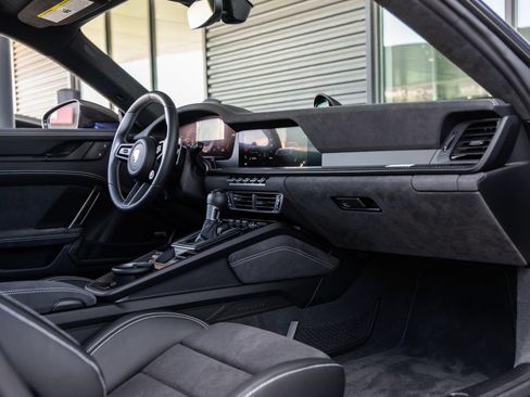 Certified 2026 Porsche 911 GT3 RWD image 47