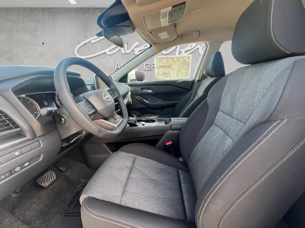New 2026 Nissan Rogue SV FWD image 20