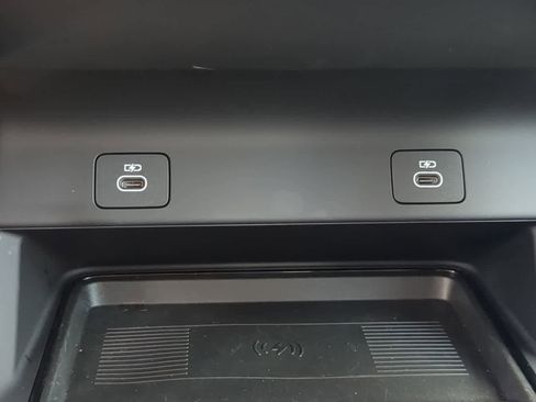 Certified 2025 Land Rover Discovery Sport S AWD/4WD image 31