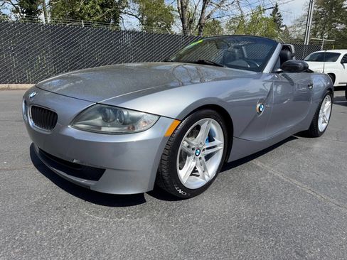 Used 2006 BMW Z4 3.0i image 1