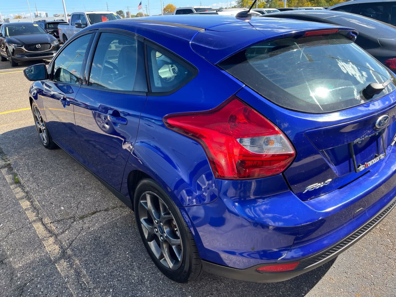 Used 2014 Ford Focus SE w/ Equipment Group 201A FWD image 11
