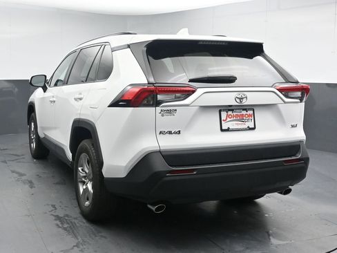 Used 2023 Toyota RAV4 XLE FWD image 6