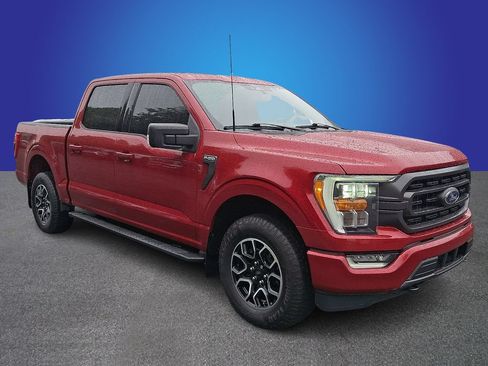 Used 2022 Ford F150 XLT w/ Equipment Group 302A High AWD/4WD image 3