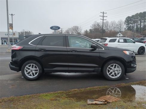 Used 2024 Ford Edge SEL image 14