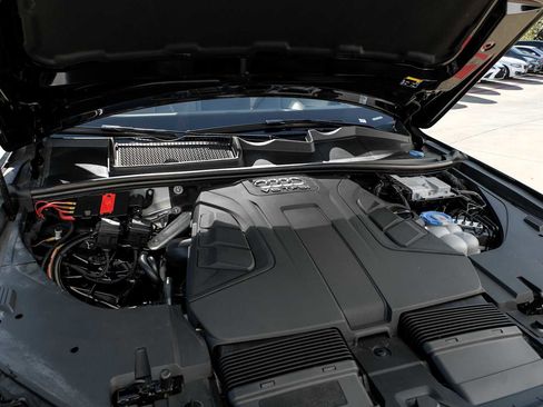 Used 2017 Audi Q7 3.0T Prestige image 52