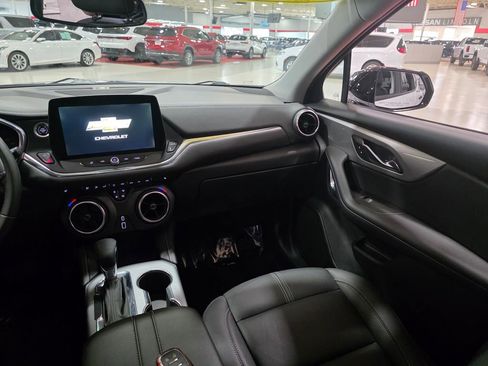Certified 2023 Chevrolet Blazer LT AWD/4WD image 16