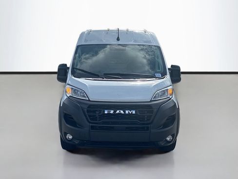 Used 2025 RAM ProMaster 2500 w/ Convenience Group FWD image 8