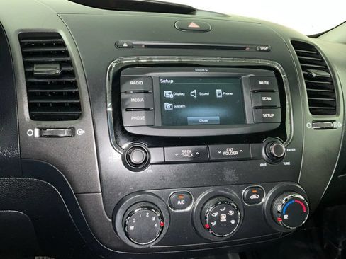 Used 2017 Kia Forte LX w/ LX Popular Package FWD image 21