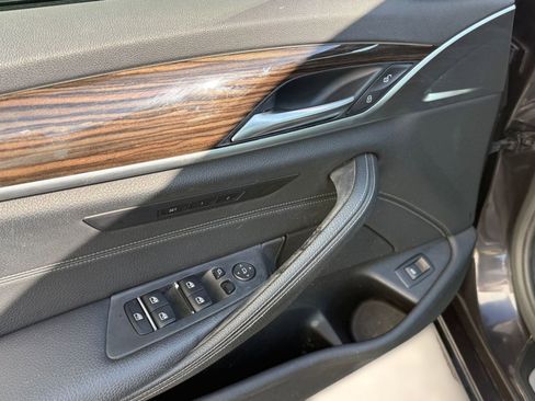 Used 2019 BMW 530i w/ Convenience Package image 23