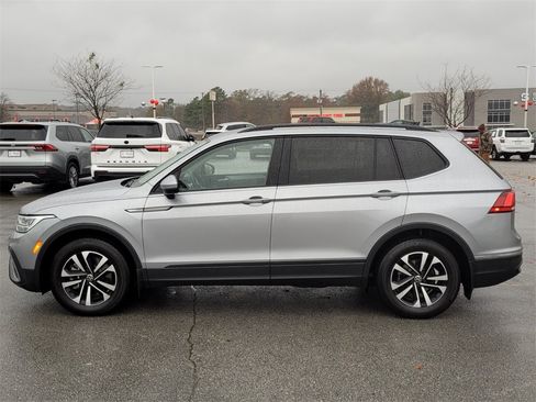 Used 2024 Volkswagen Tiguan S image 4