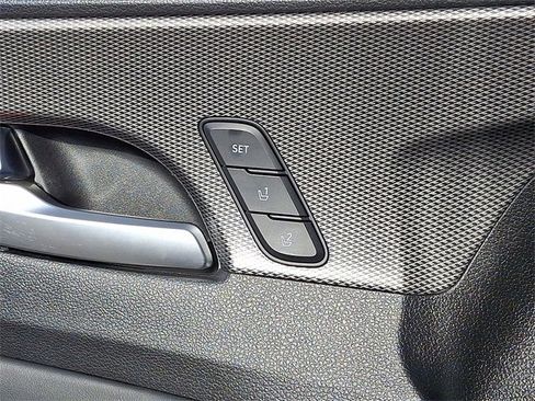 Used 2020 Hyundai Santa Fe Limited image 28