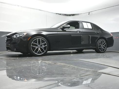 Used 2022 Mercedes-Benz E 350 Sedan image 35