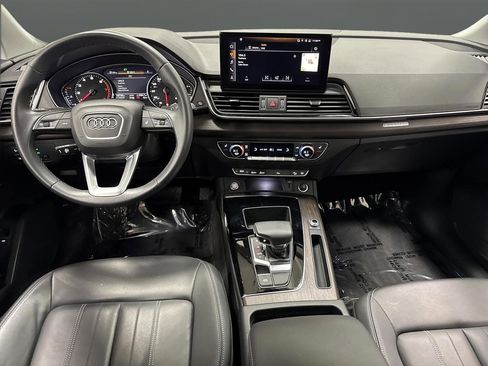 Used 2023 Audi Q5 2.0T Premium w/ Convenience Package AWD/4WD image 10