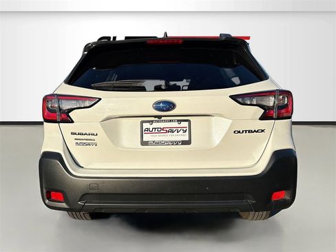Used 2023 Subaru Outback Onyx Edition image 6