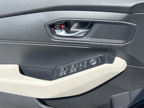 Used 2025 Honda Accord LX image 10