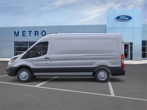 New 2026 Ford Transit 250 148 Medium Roof Extended AWD image 4