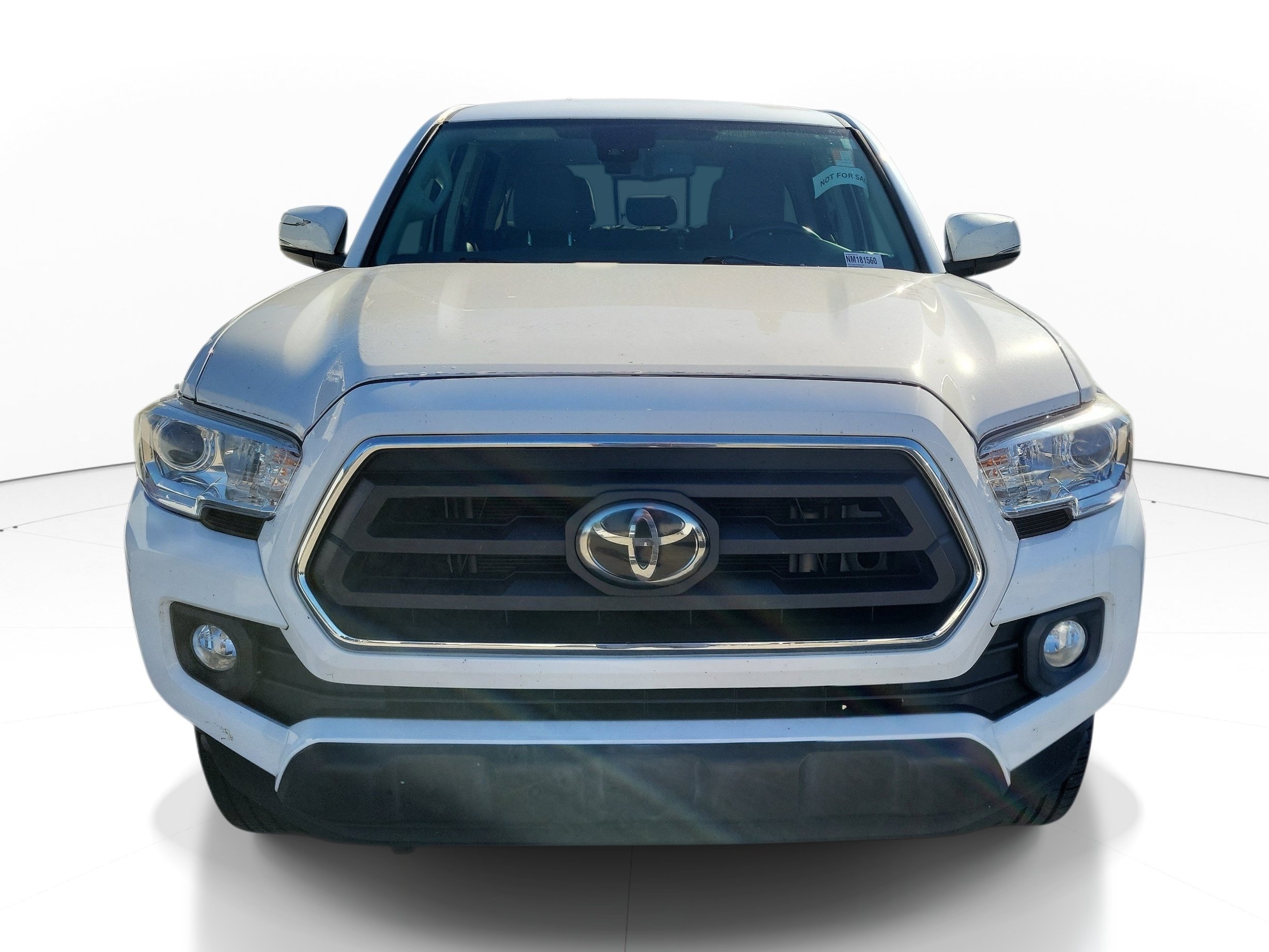 Used 2022 Toyota Tacoma SR5 w/ Technology Package RWD image 2
