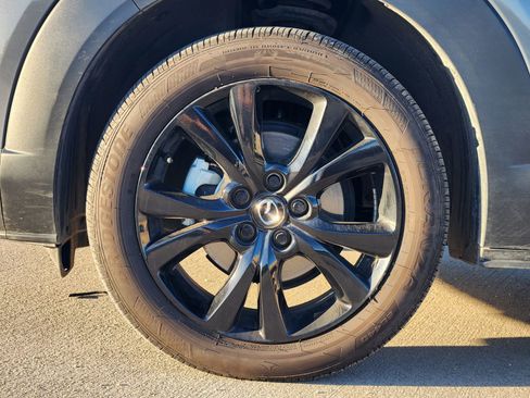 Used 2024 MAZDA CX-30 AWD 2.5 S w/ Preferred Package image 11