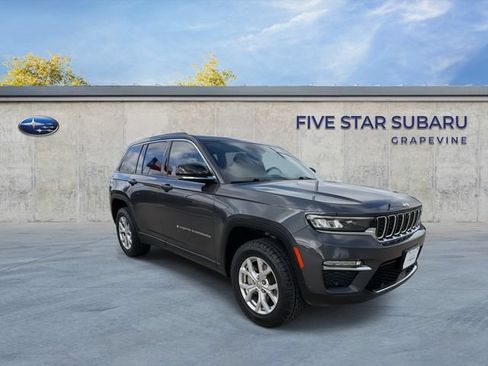 Used 2022 Jeep Grand Cherokee Limited w/ Luxury Tech Group II AWD/4WD image 2