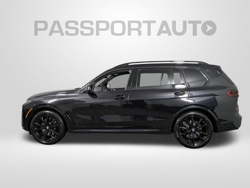 Used 2026 BMW X7 M60i image 2