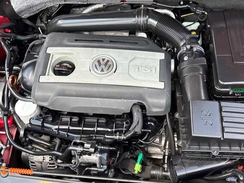 Used 2013 Volkswagen Beetle 2.0T image 31