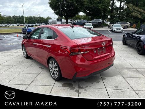 Used 2022 Hyundai Accent Limited FWD image 8