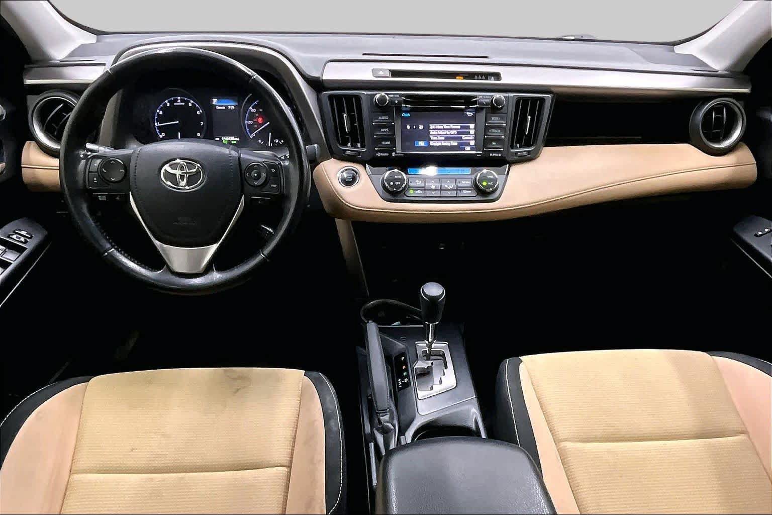 Used 2018 Toyota RAV4 XLE w/ Plus Extra Value Package FWD image 15