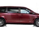 Used 2015 Dodge Grand Caravan SE image 5