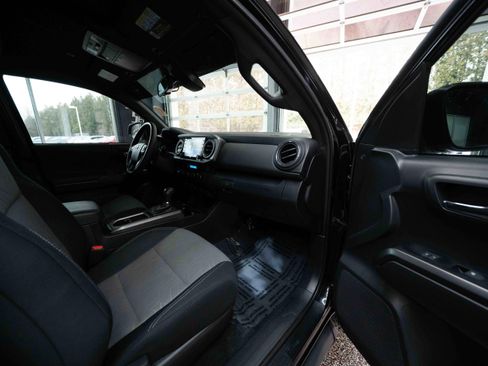 Used 2023 Toyota Tacoma TRD Sport w/ Advanced Technology Package image 25