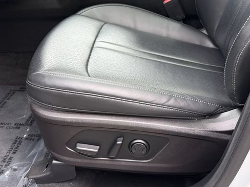 Certified 2022 Kia Sorento SX AWD/4WD image 18