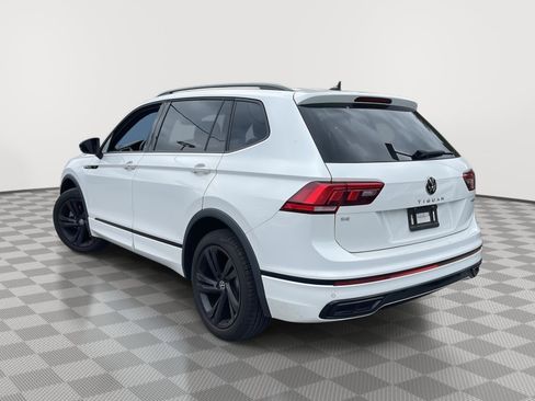 Used 2024 Volkswagen Tiguan SE R-Line AWD/4WD image 6