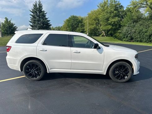 Used 2020 Dodge Durango SXT AWD/4WD image 2