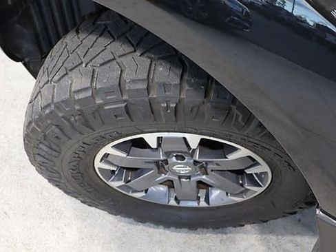 Used 2021 Nissan Frontier PRO-4X w/ Pro-4x Utility Package image 37