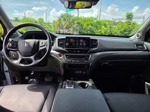 Used 2025 Honda Ridgeline RTL image 23