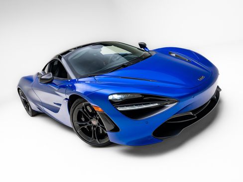 Used 2018 McLaren 720S Performance RWD image 25