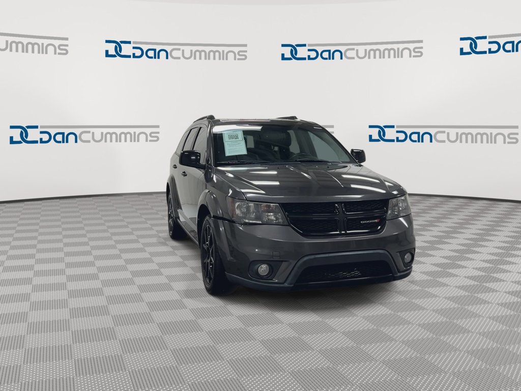 Used 2015 Dodge Journey SXT w/ Flexible Seating Group FWD image 3