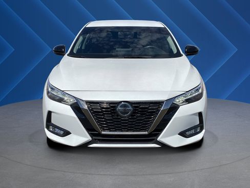 Used 2020 Nissan Sentra SR w/ Electronics Package FWD image 8