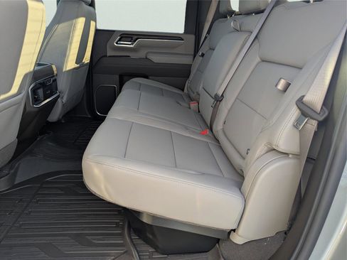 New 2026 GMC Sierra 2500 SLT w/ SLT Premium Package image 25