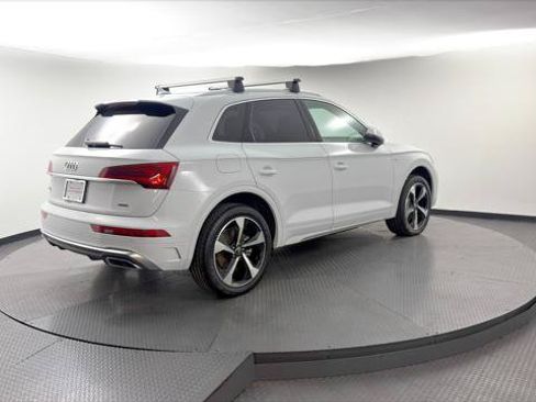 Used 2023 Audi Q5 2.0T Premium Plus w/ Premium Plus Package AWD/4WD image 8