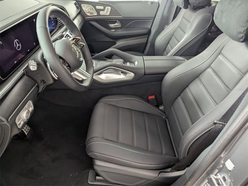 New 2026 Mercedes-Benz GLS 450 4MATIC image 6