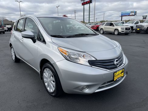 Used 2016 Nissan Versa Note S Plus image 2
