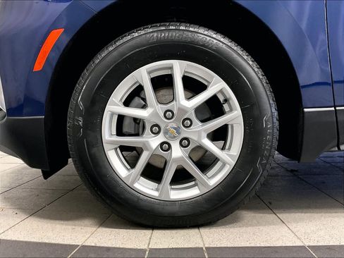 Used 2022 Chevrolet Equinox LT w/ LPO, Floor Liner Package image 7