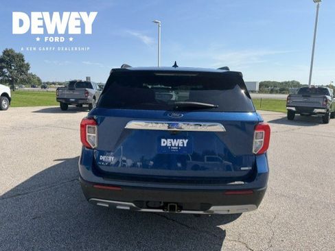 Used 2020 Ford Explorer XLT w/ Equipment Group 202A AWD/4WD image 7