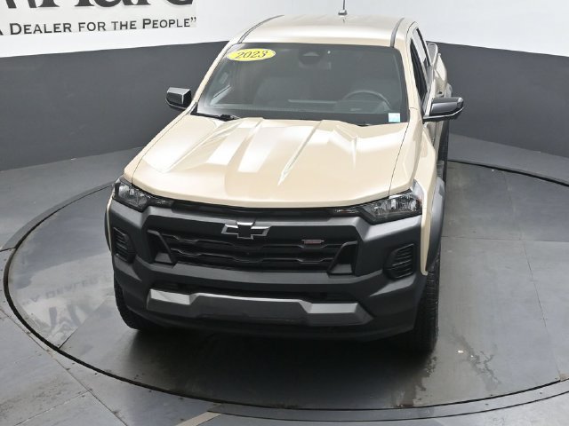 Used 2023 Chevrolet Colorado Trail Boss w/ LPO, Dark Essentials Package AWD/4WD image 50