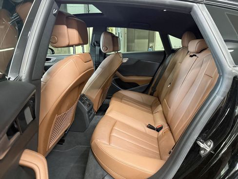 Used 2022 Audi A5 2.0T Premium Plus w/ Premium Plus image 16