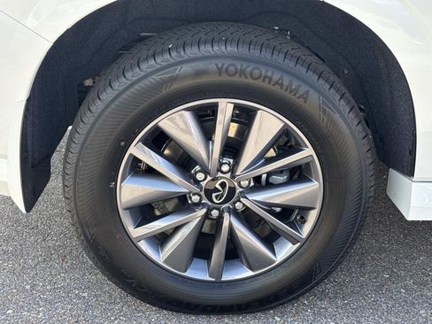New 2026 INFINITI QX80 Pure w/ Cargo Package RWD image 3