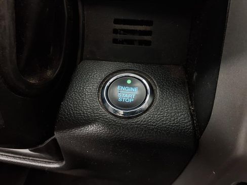 Used 2020 Ford F250 Lariat w/ Lariat Ultimate Package image 7