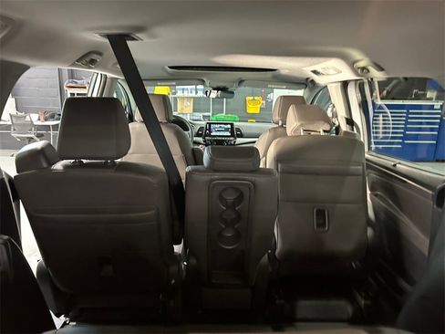 Used 2024 Honda Odyssey EX-L image 29